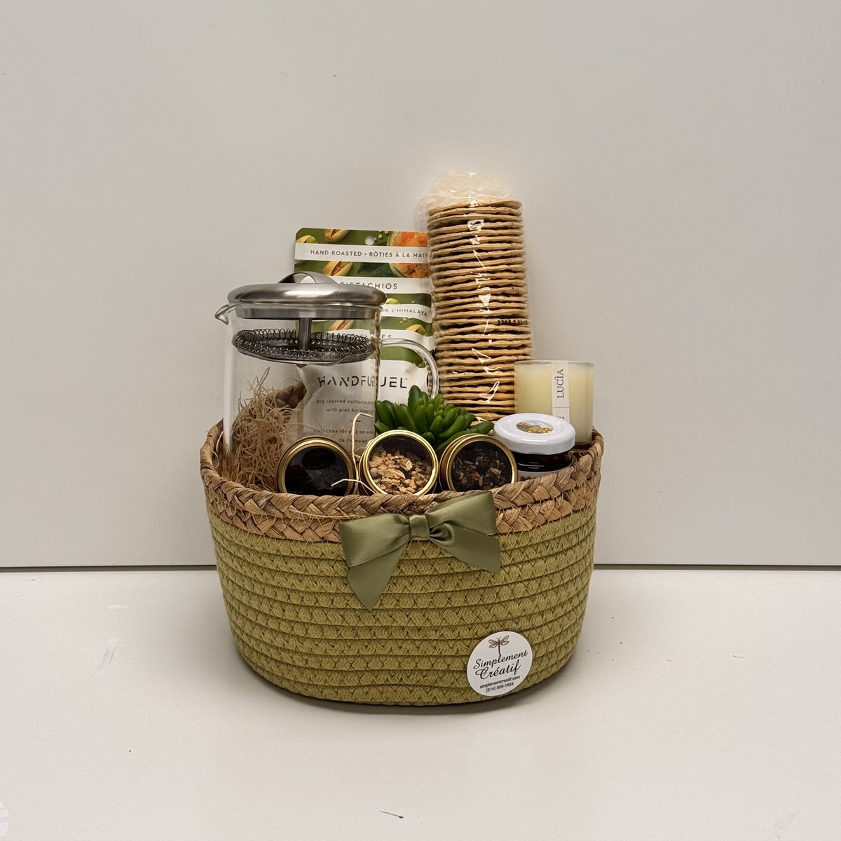 Panier délicieux c'est l'heure du thé