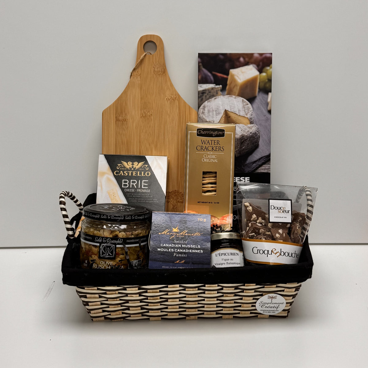 CHEESE &amp; CHARM BASKET