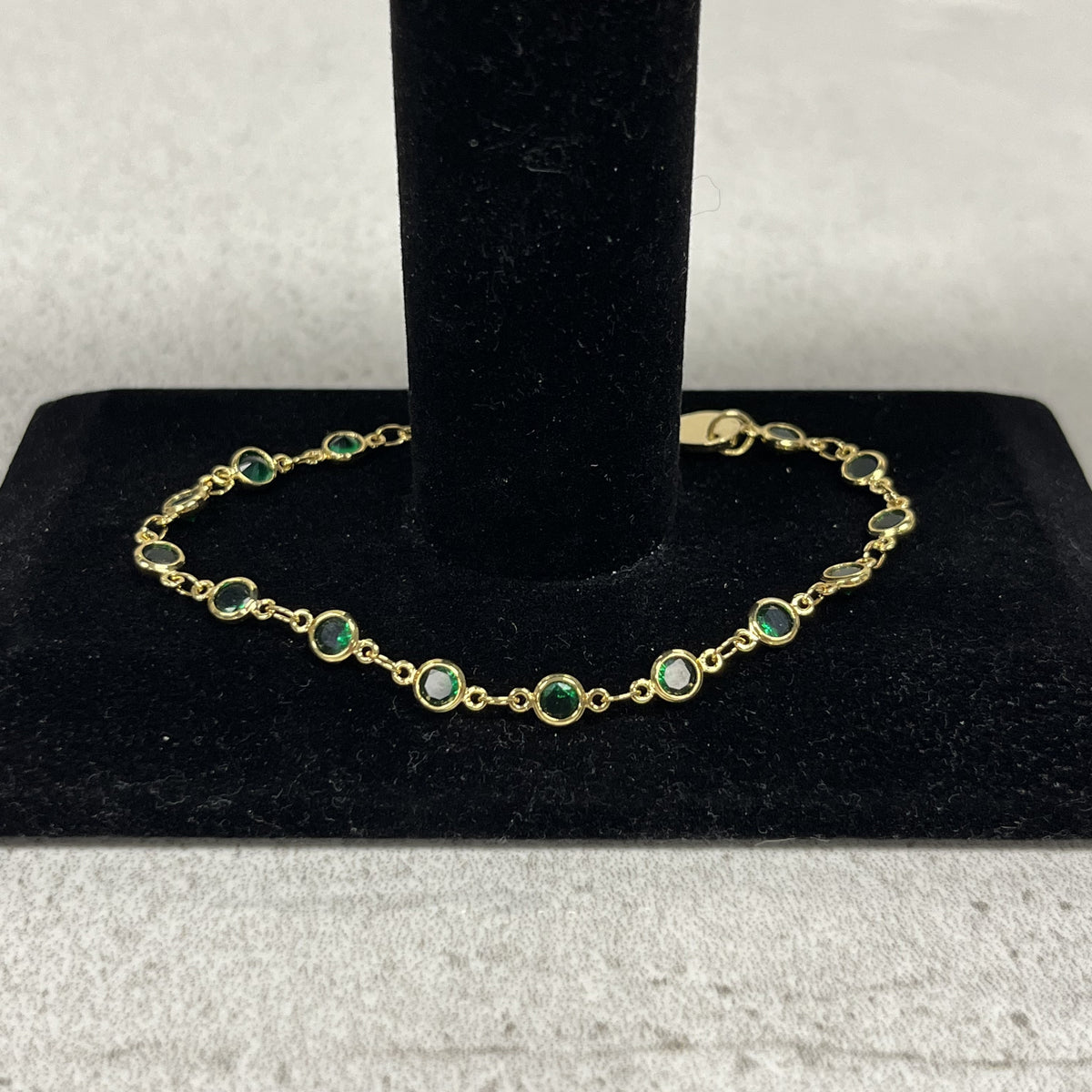 Green Bubbles Belle by elle barred bracelet