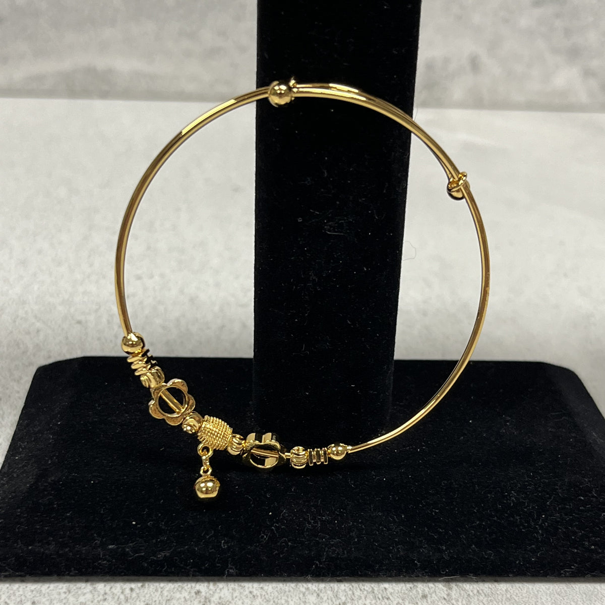 Braclet Bangle "Pyrite" with Flower and Ball hanging