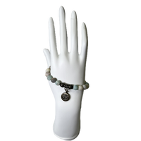 Bracelet Perles en Larimar avec Charm OM