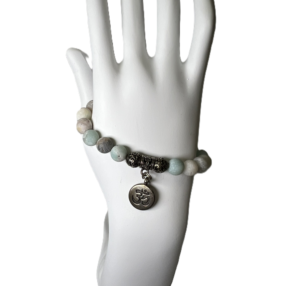 Bracelet Perles en Larimar avec Charm OM