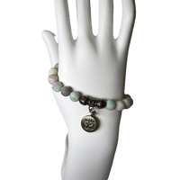 Bracelet Perles en Larimar avec Charm OM