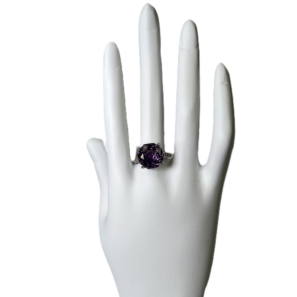Ring with "Amethyst Rose" &amp; three Zirconia on each side adjustable