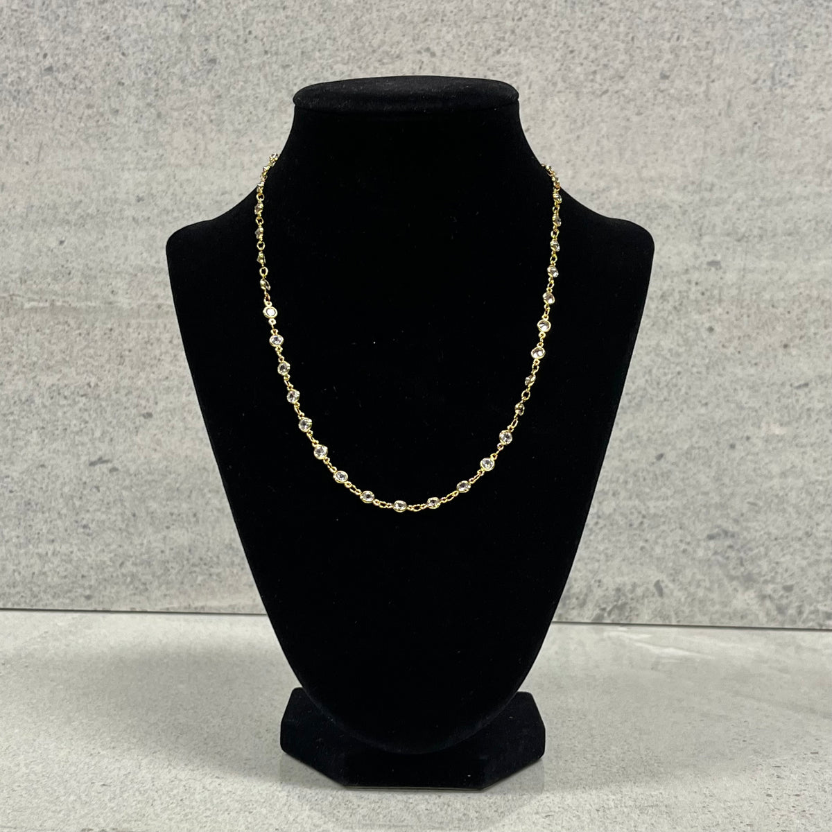 Necklace Clear Bubbles Belle by elle barred