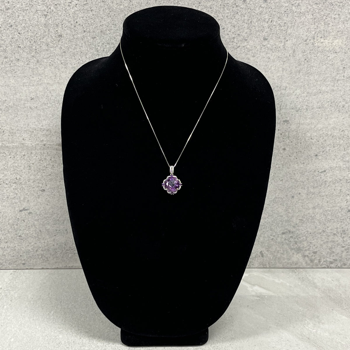 Pendant and Chain "Rose Amethyst"