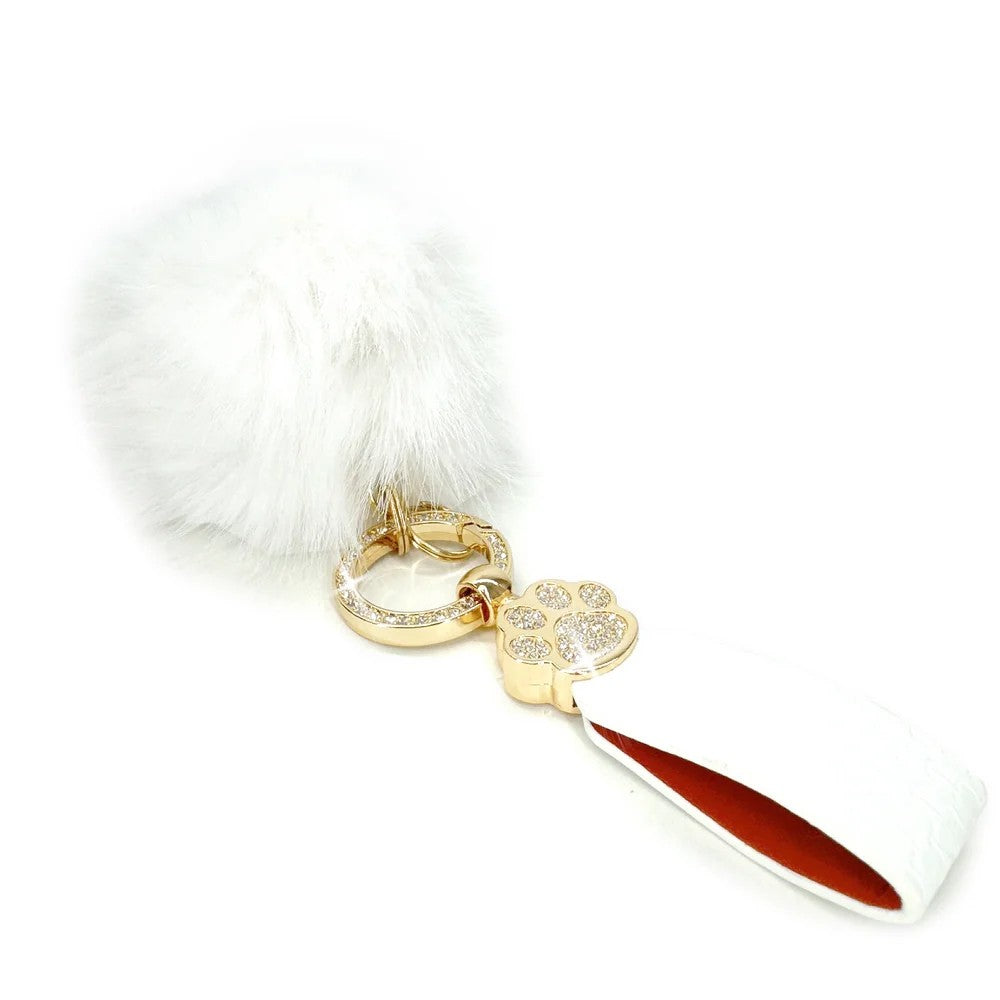 Porte-clés pendentif Jacqueline Kent Fantasy en fausse fourrure – Blanc